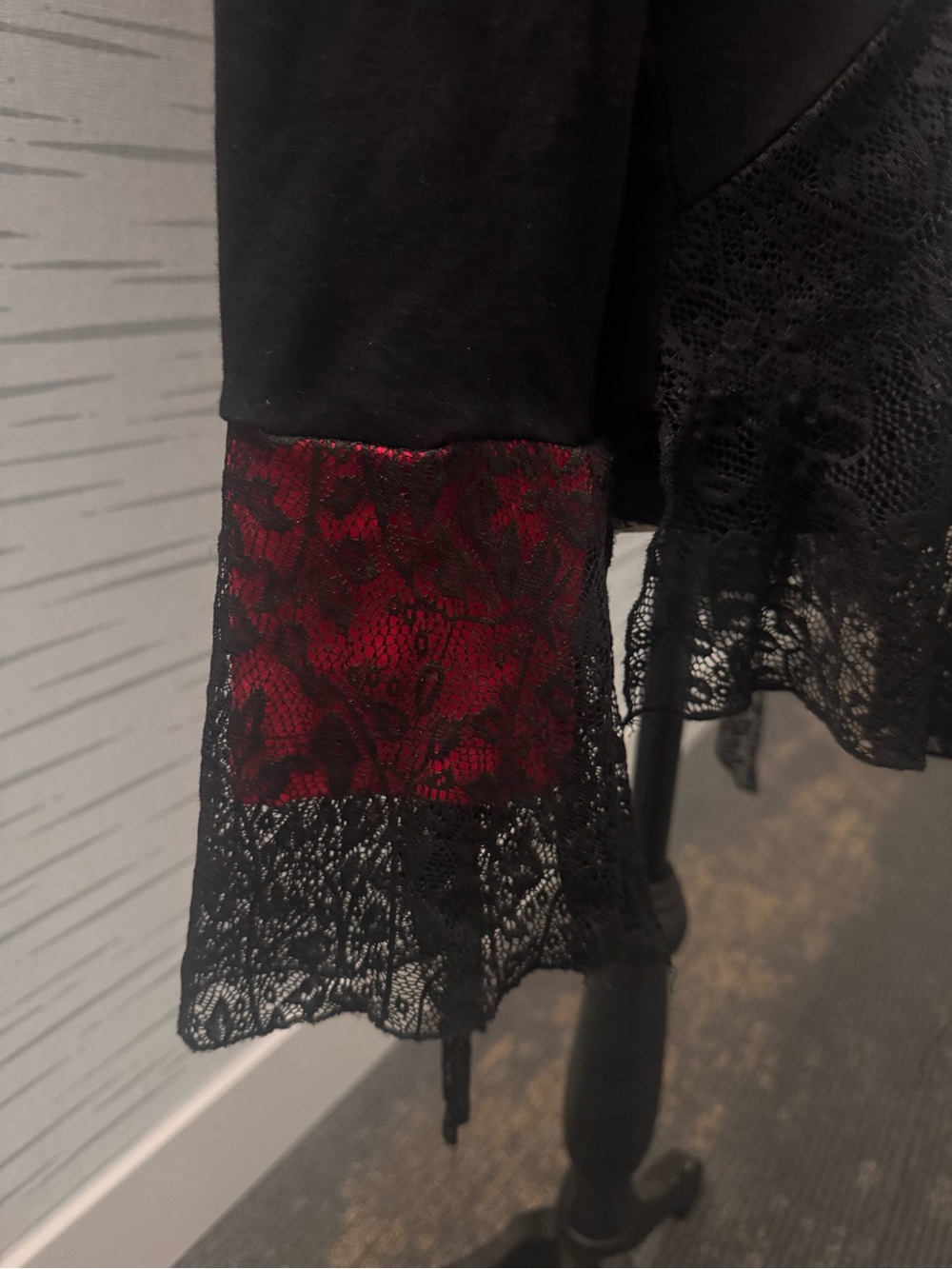 Tripp nyc Corset Zip Hoodie Black/Red/Lace/ in Size S in EUC - Picture 4 of 7